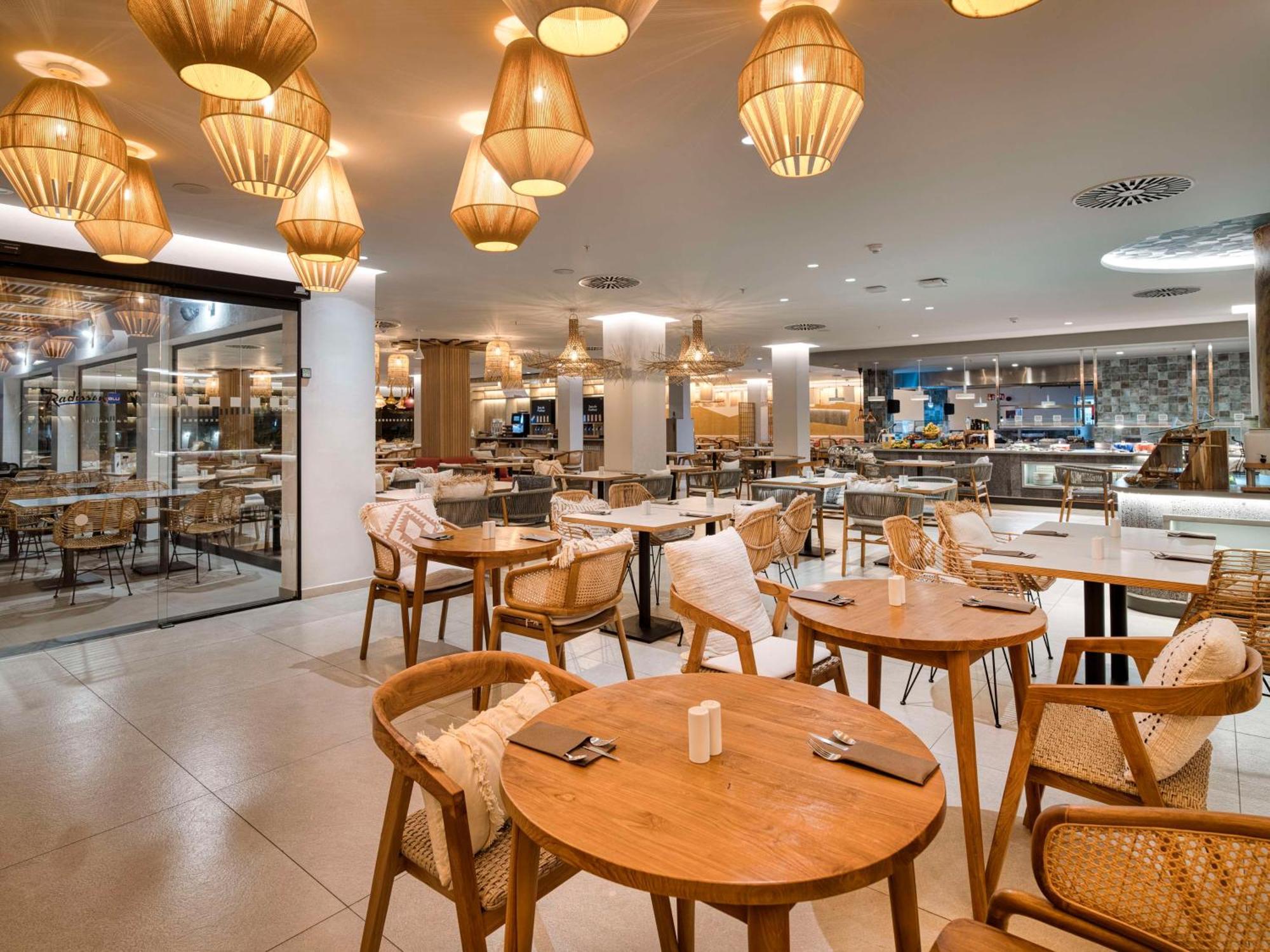 Radisson Blu Resort, Lanzarote Adults Only Costa Teguise