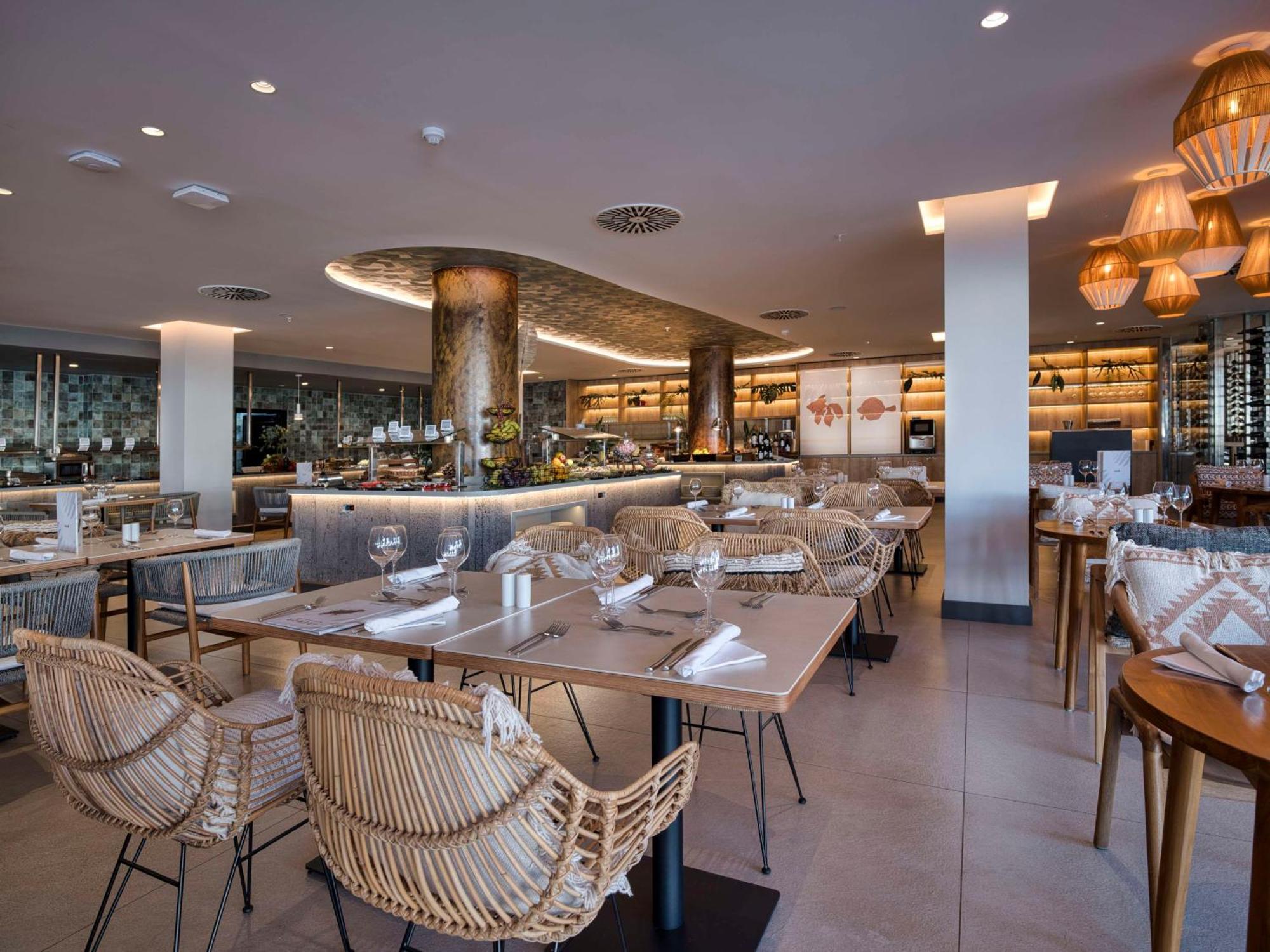 Radisson Blu Resort, Lanzarote Adults Only 4* Costa Teguise