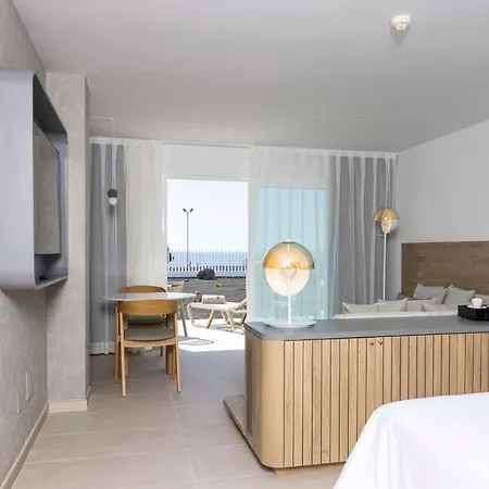Radisson Blu Resort, Lanzarote Adults Only Costa Teguise Exterior foto