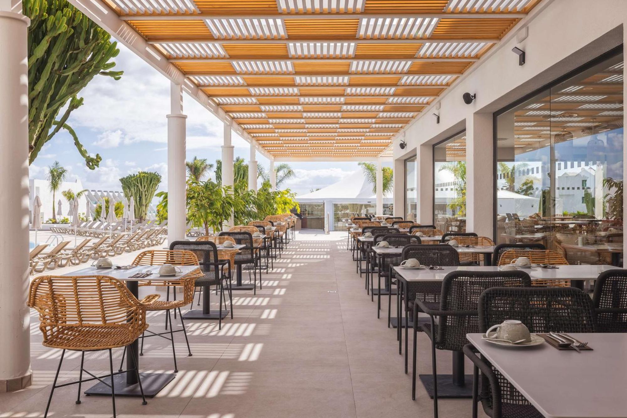 Radisson Blu Resort, Lanzarote Adults Only Hotel