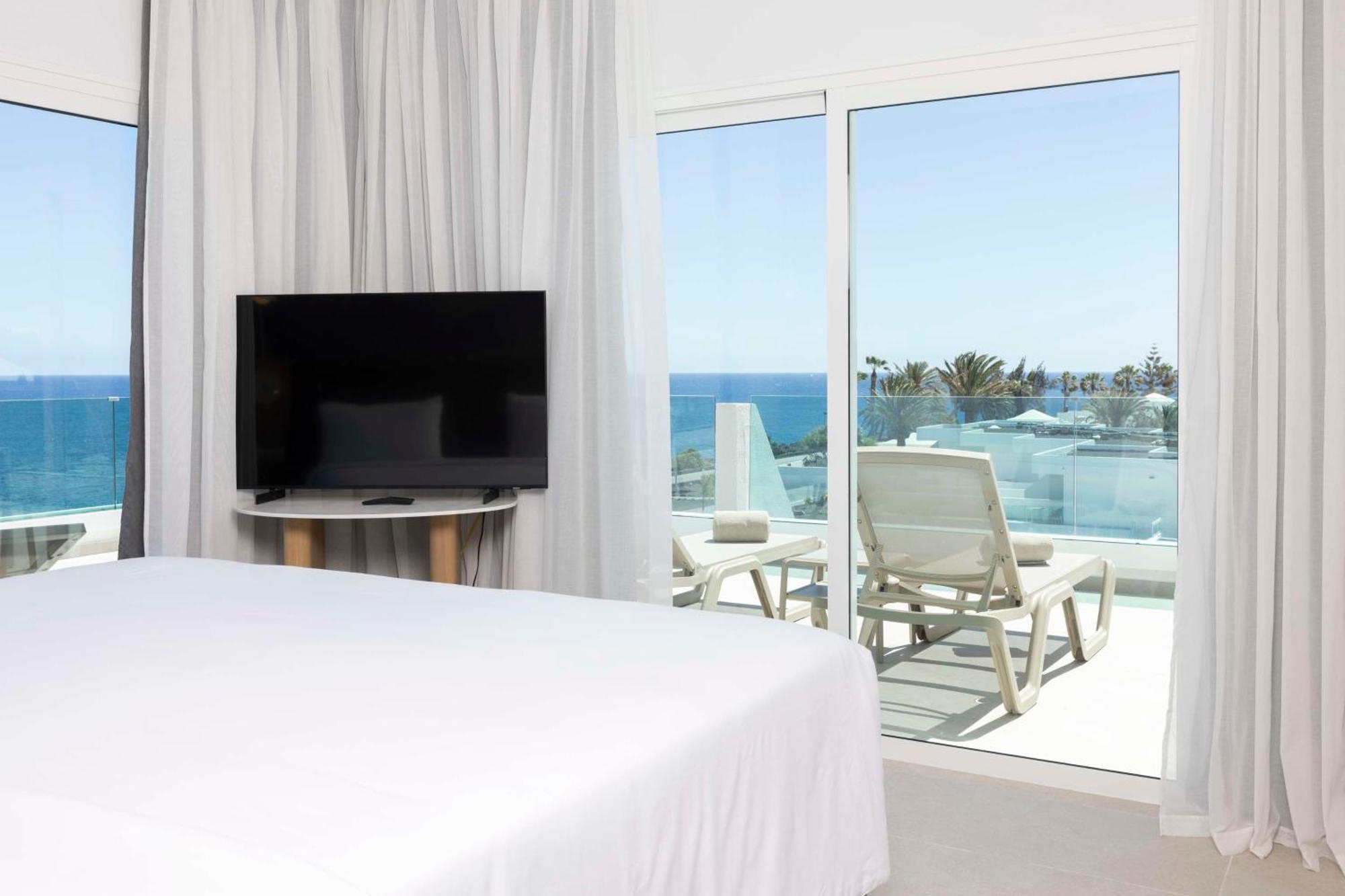 Radisson Blu Resort, Lanzarote Adults Only