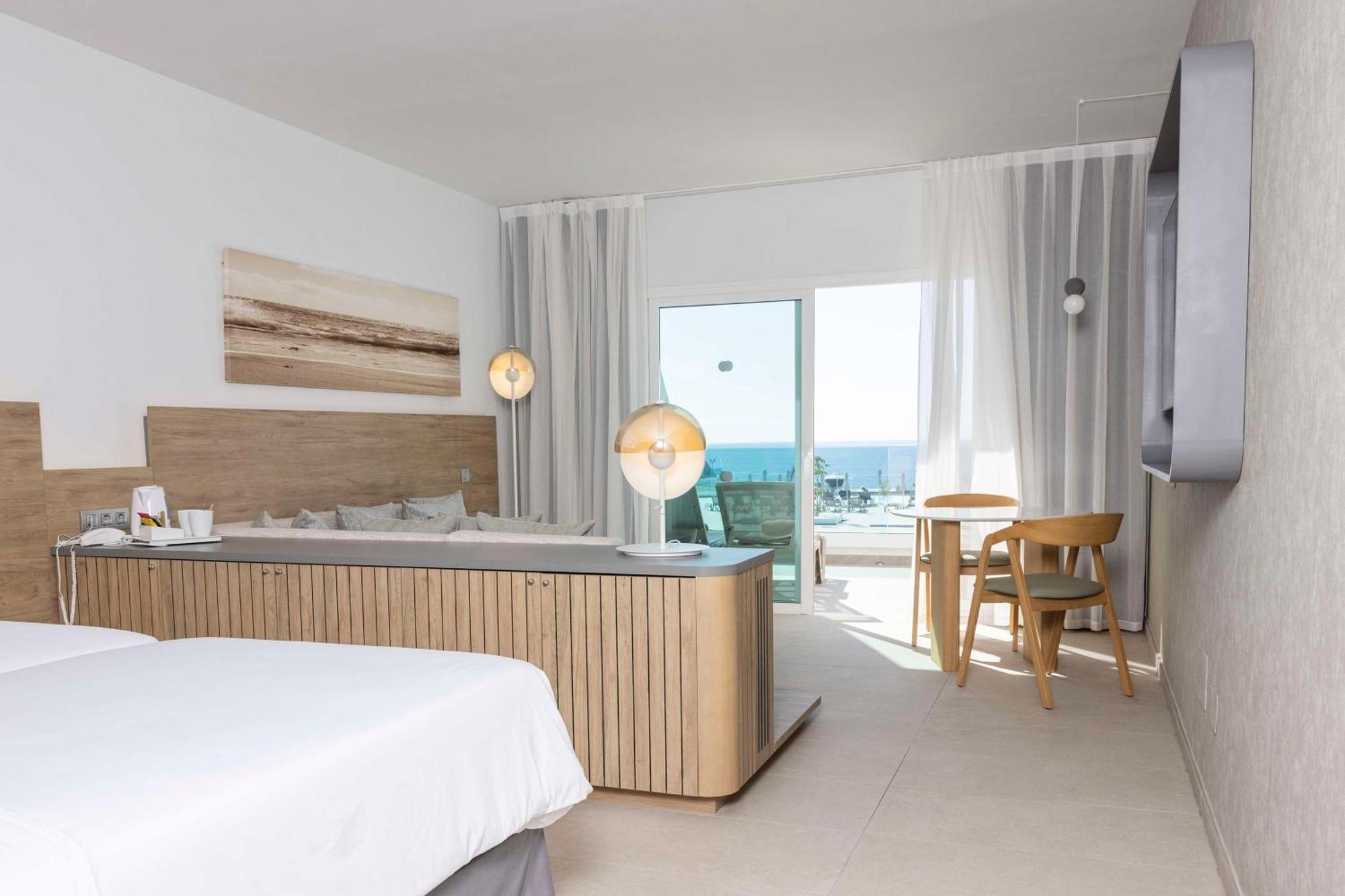 Radisson Blu Resort, Lanzarote Adults Only 4* Costa Teguise
