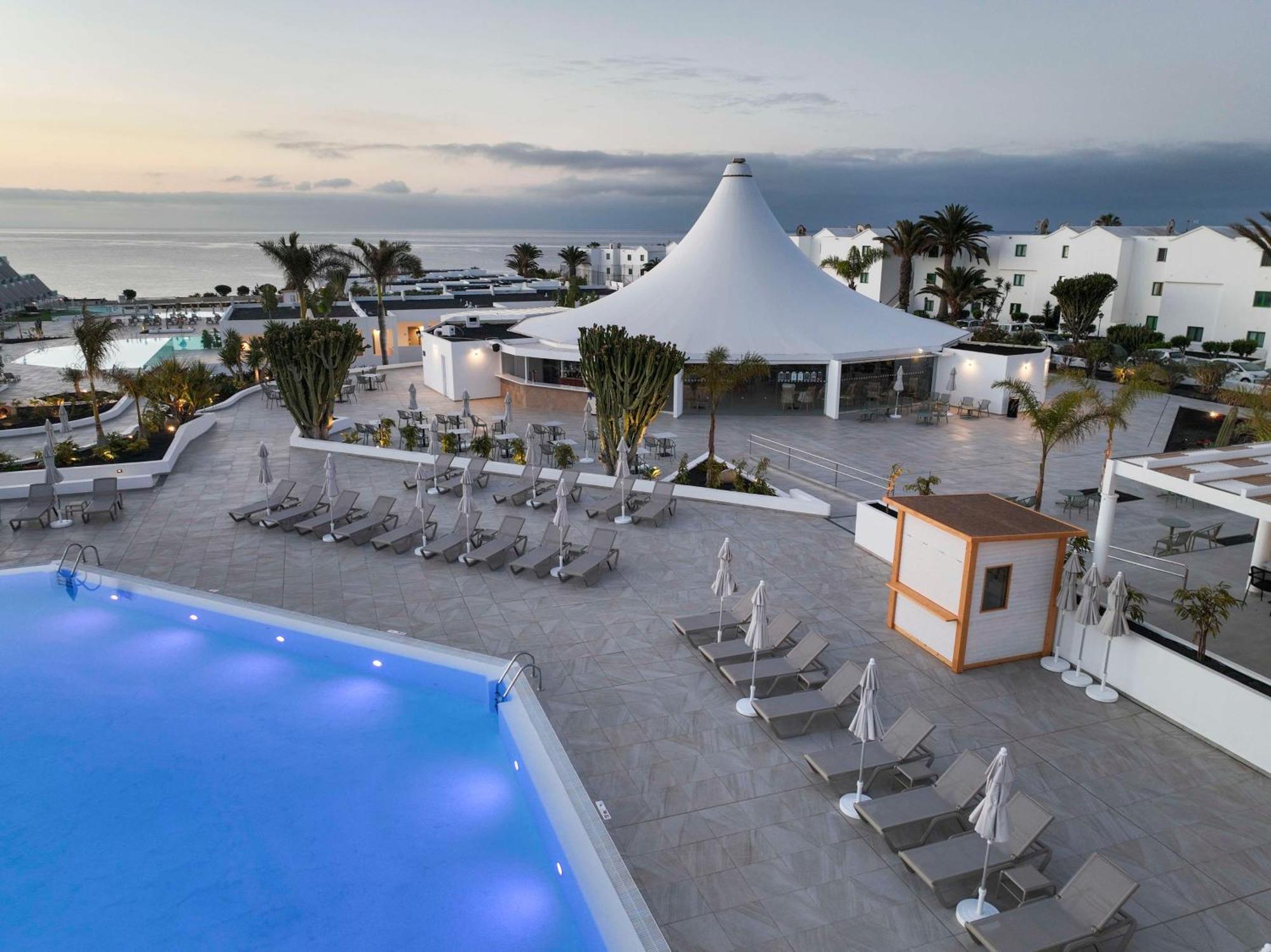 Radisson Blu Resort, Lanzarote Adults Only